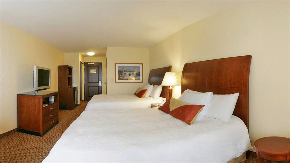 Hilton Garden Inn Albany Medical Center Dış mekan fotoğraf